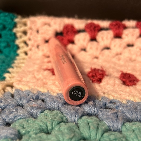 Sealed Ulta Maximum Lashes Mascara - Picture 2 of 2